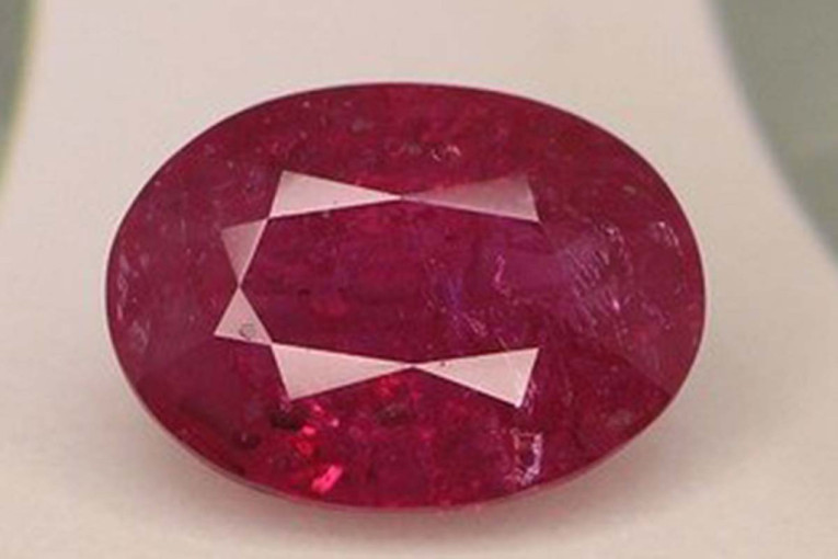 Nisu svi podobni za verenički prsten: Otkrijte simboliku dragog kamenja i skrivene poruke koje svaki od njih nosi (FOTO)