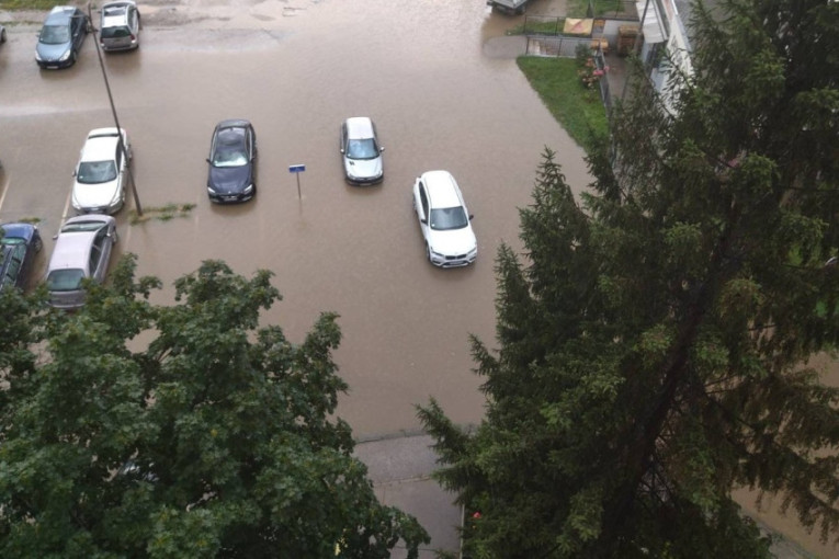 Kataklizma u Priboju, jako nevreme pogodilo i užički kraj: "Za manje od pola sata sve je bilo pod vodom" (FOTO)