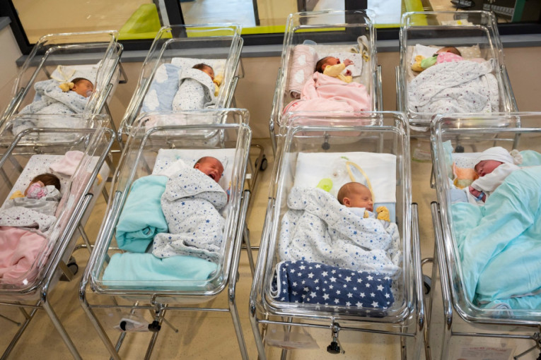 Prelepe vesti iz Novog Sada: Za vikend u Srpskoj Atini rođeno 16 beba