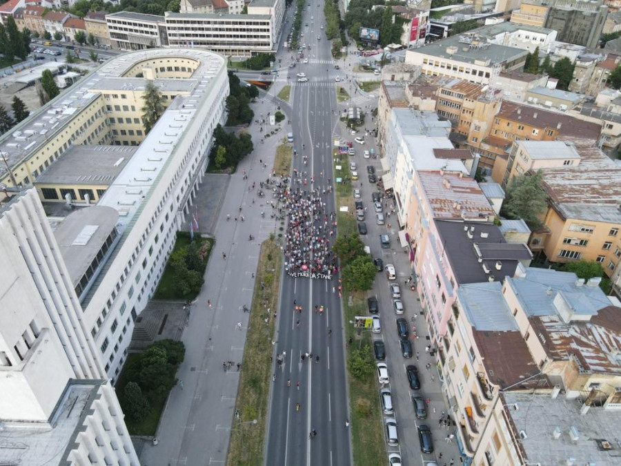 Debakl opozicije: Par desetina okupljenih na političkom protestu u Novom Sadu, u drugim gradovima još manje
