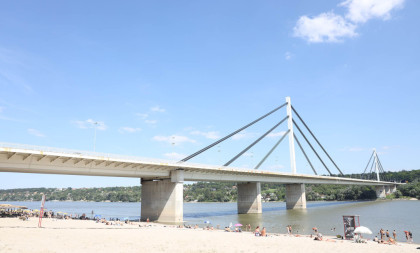 Horor u Novom Sadu: Muškarac skočio sa Mosta slobode