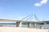 Horor u Novom Sadu: Muškarac skočio sa Mosta slobode