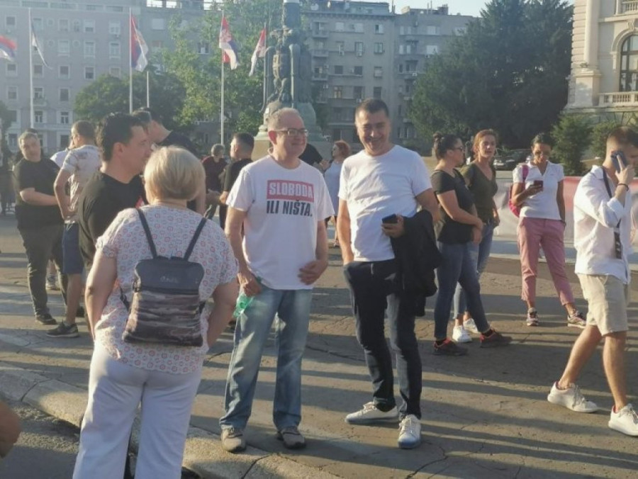 Završen politički protest plaćeničke opozicije: Demonstranti se razilaze (FOTO)