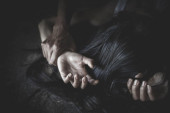 Stravično zlostavljanje u Smederevu: Nepokretnu majku držao u fekalijama, a bolesnu ćerku pretvorio u sluškinju
