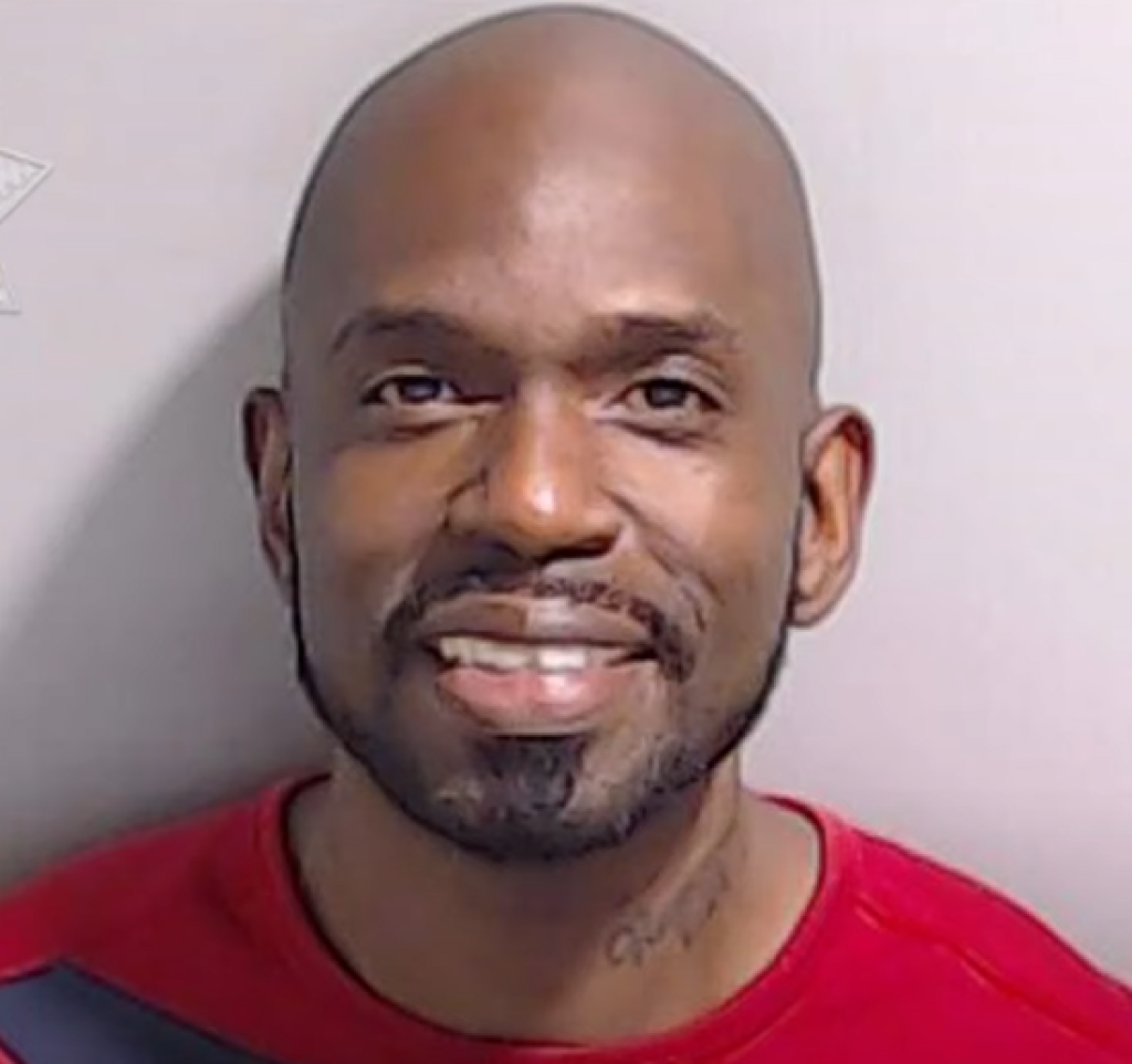 Gradonačelnik uhapšen jer je hteo da provali u tuđu kuću, pa vikao: "Znaš li ti ko sam ja?" (VIDEO)