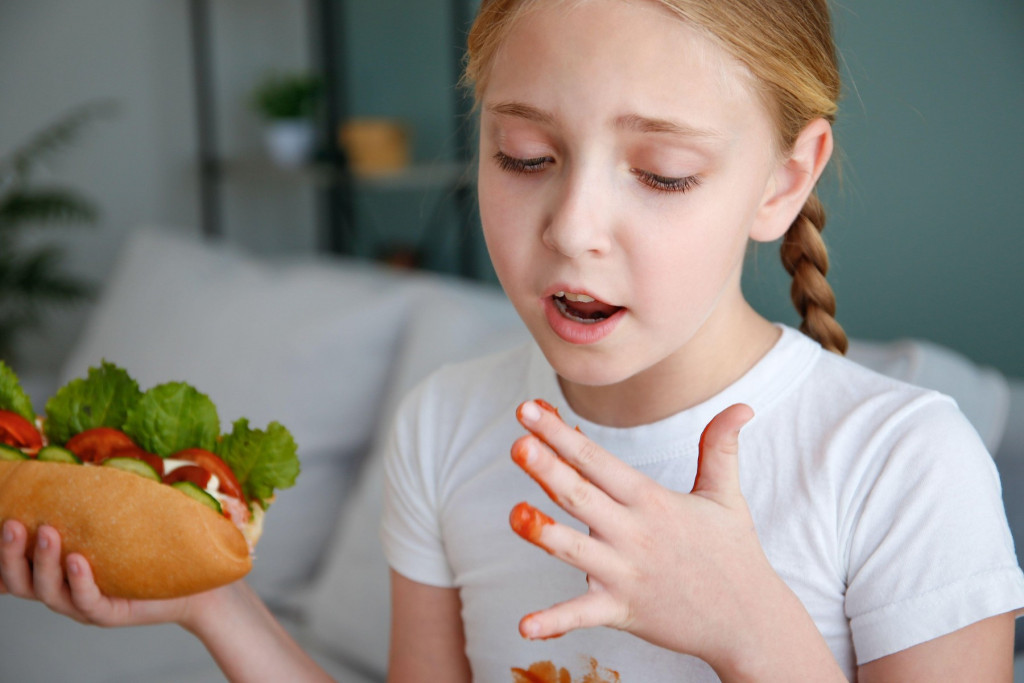 Mnogi roditelji ovo ne znaju! Dečiji nutricionista savetuje: Kada dođe jesen, deca treba da jedu toplu hranu, a evo i koju