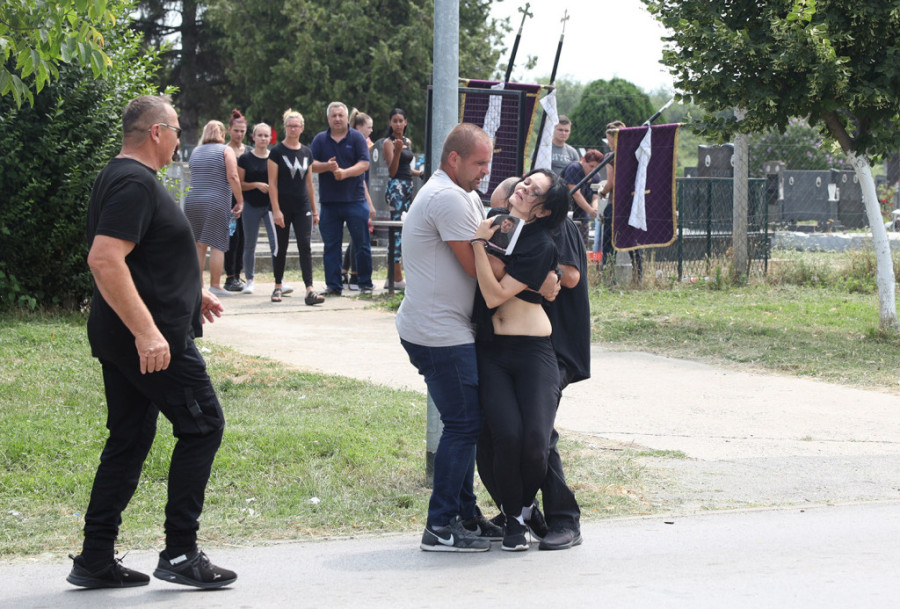 Bio je samo dete koje je gledalo crtane filmove: Potresna ispovest majke Noe Milivojev (FOTO)