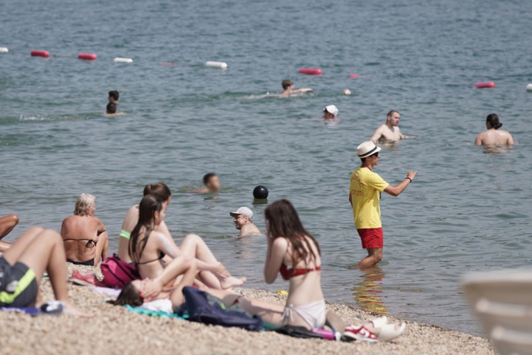 Srbija gori, ali nevreme ide ka ovom delu zemlje! RHMZ upozorio da stiže kratkotrajno osveženje, pred nama pakleni dani!