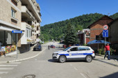 Saobraćajna nezgoda u Prijepolju: Stariji muškarac pokošen na pešačkom prelazu! (FOTO)