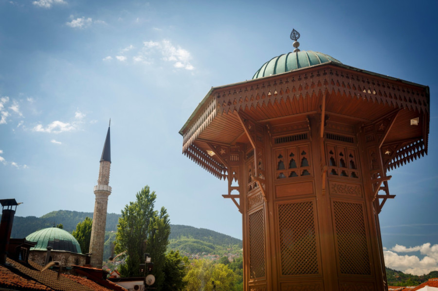 Kratka, ali slatka vikend avantura: Pet savršenih destinacija za predstojeće praznike