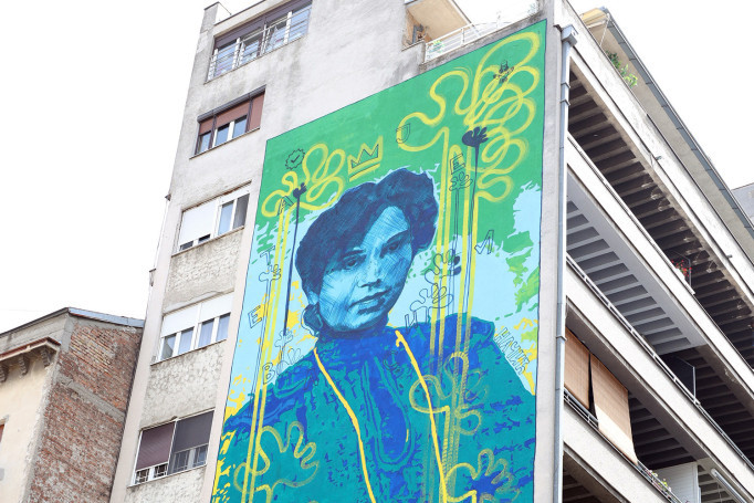 Slavljenje uspešnih dama u devet gradova u Srbiji: Pijanistin mural Jelisavete Načić u Beogradu deo je projekta "Izuzetne žene Srbije"