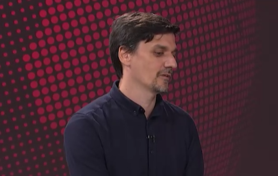 Da li će veštačka inteligencija zameniti novinarstvo? Stručnjaci otkrili ko zasad "vodi"