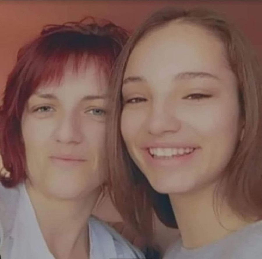 Srbijo, probudi se: Samohrana majka troje dece lavovski se bori protiv opake bolesti - potreban joj je novac do ponedeljka!