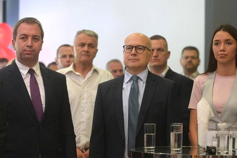 Na obeležavanju 15 godina Pokreta socijalista evo šta je poručio ministar Miloš Vučević