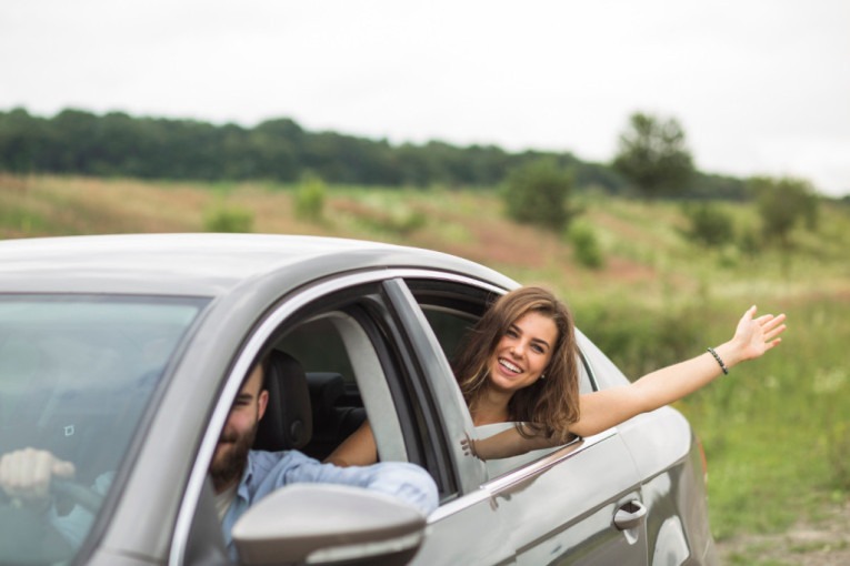 Za bezbednu vožnju: Osam stavki koje treba da čekirate pre polaska na put automobilom