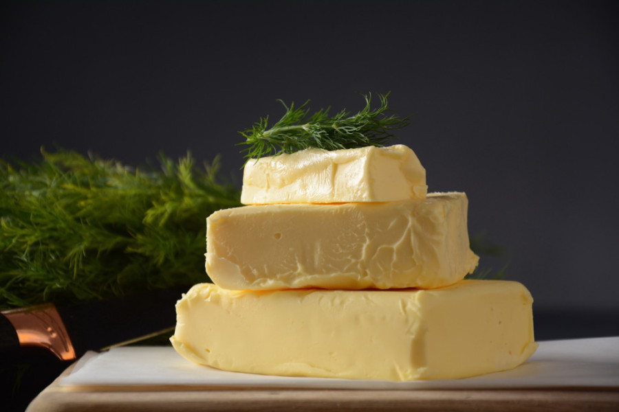 Da li je bolje pržiti jaja na puteru ili ulju? Kuvari konačno rešili dilemu