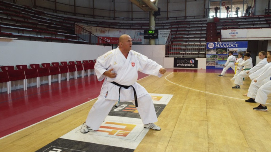 U karate kamp u Čačku stiglo 300 mališana: Spremni da savladaju tehnike plemenitog sporta (FOTO)