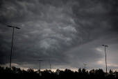 RHMZ izdao hitno upozorenje: Oluja stiže u ove delove Srbije