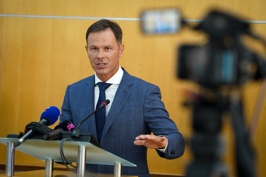 „Srbija nema nikakav problem sa javnim dugom“