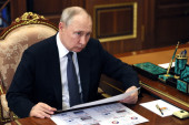 Putin: Politika Zapada je pogrešna i šteti čitavim narodima