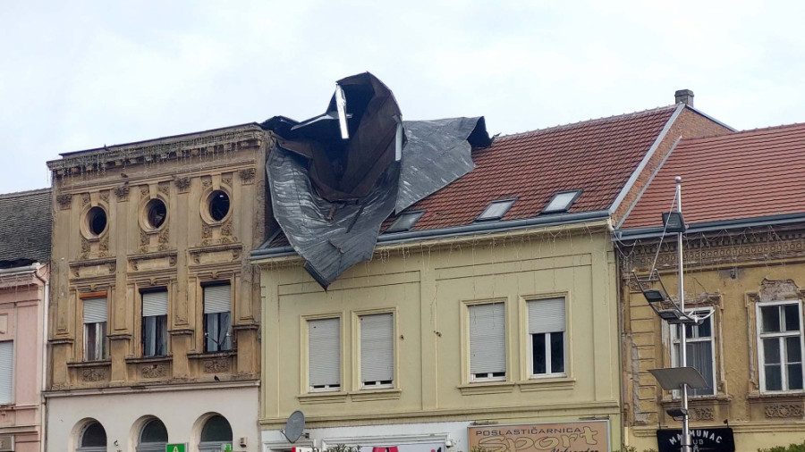 Sve o naplati štete na kolima nakon superćelijske oluje: Ako nemate kasko, evo koje su vam mogućnosti!