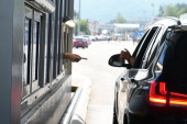 Nema gužve na putevima u Srbiji ovog jutra: Putnička vozila na Preševu čekaju oko sat vremena