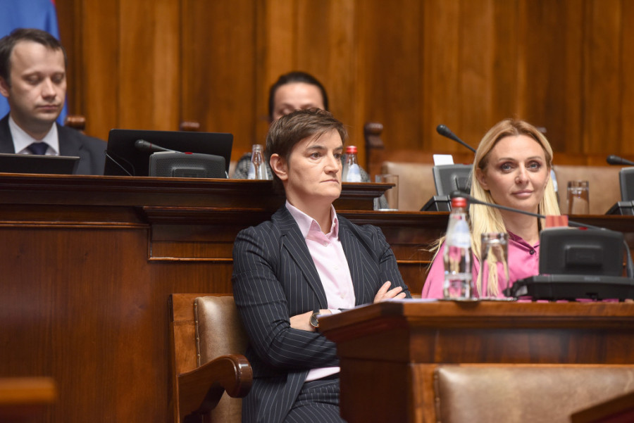 Za godinu dana parlament usvojio više od 100 zakona