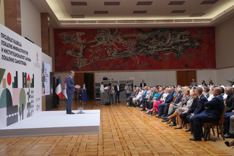 Vučić na konferenciji projekta LIID: Potpisan je važan ugovor - u pitanju je 265 miliona evra za 22 kilometra puta