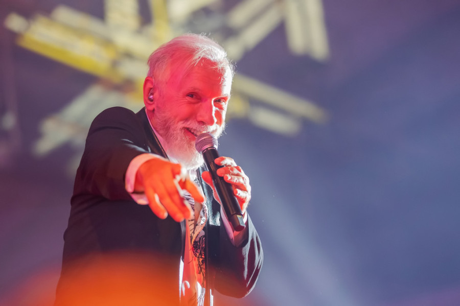 Dino Merlin se hvalio autogramom zločinca koji je ubio 300 Srba: Isplivao skandalozan snimak!