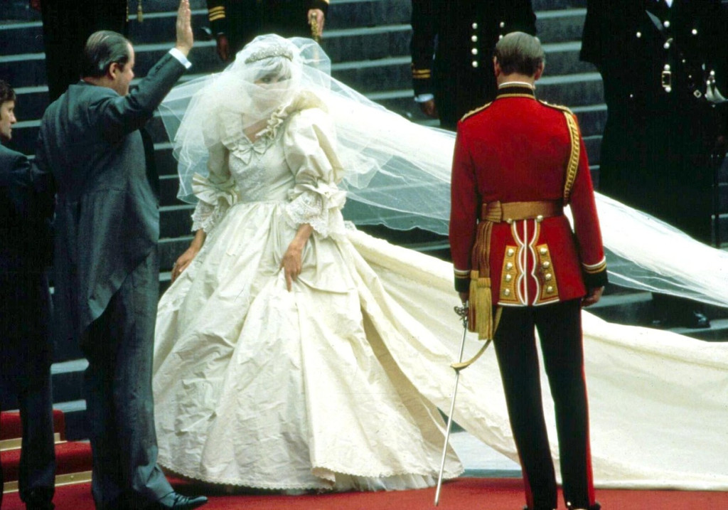 "Ne vidim sebe kao kraljicu ove zemlje!" 27 godina od smrti Lejdi Dajane: Princeza koja je bila "kao sav normalan svet"