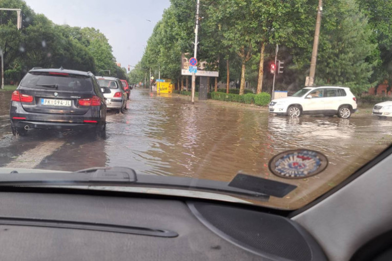 RHMZ ponovo izdao upozorenje! U toku večeri očekuju nas snažne padavine u ovim delovima Srbije
