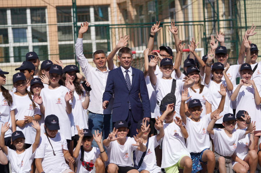 Arno Gujon - Francuz koji menja svet za Srbe: Moja želja je da opet mogu da kročim na Kosovo i Metohiju!