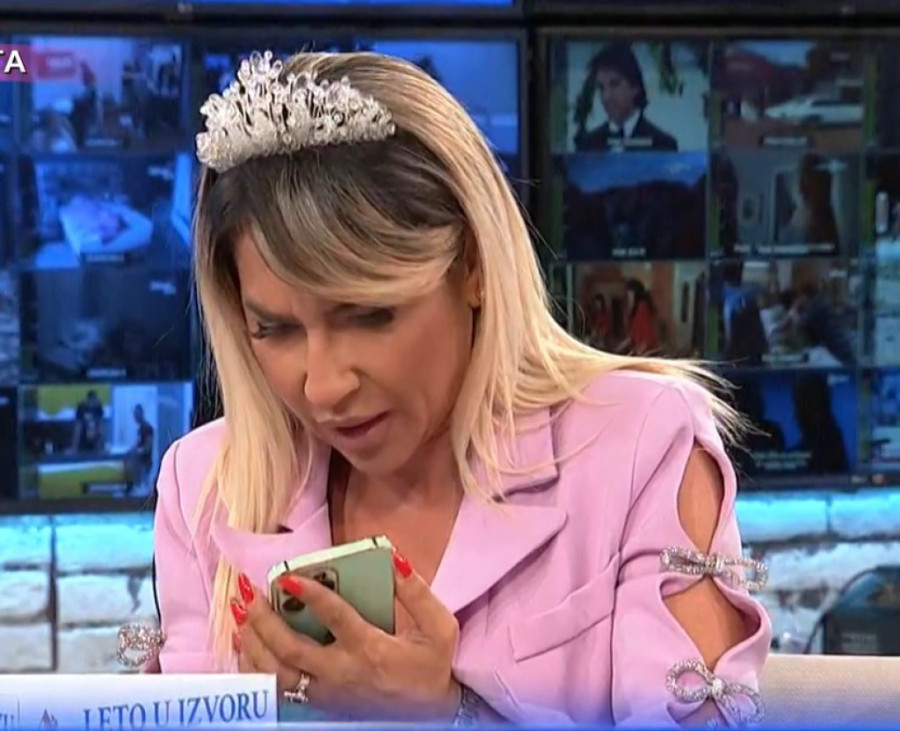 Jovana Jeremić otkrila više o sebi nego što je planirala: Slučajno pokazala kakve stranice za odrasle voli! Jedna se posebno izdvaja