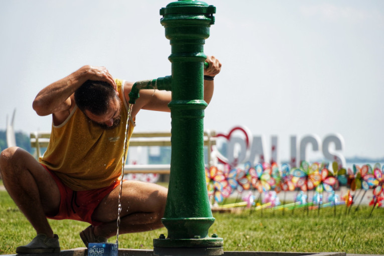Vreme je opasno, Srbija je pod narandžastim meteo-alarmom, ali stiže zahlađenje, evo i kad