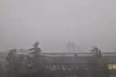 Od sunčanog jutra do oluje: Stiglo jako nevreme u Banjaluku (VIDEO)