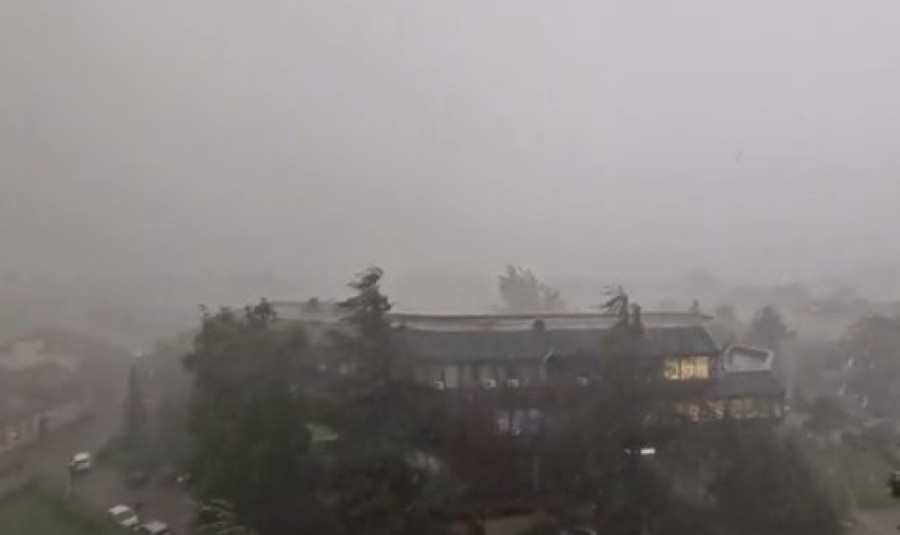 Od sunčanog jutra do oluje: Stiglo jako nevreme u Banjaluku (VIDEO)