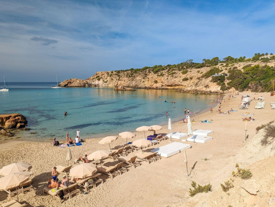 Dvostruka tragedija na Ibici: Dva mladića preminula u istom hotelu u razmaku od dve nedelje!