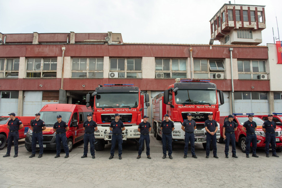 Srpski vatrogasci uskočili kad je najteže: Došli da pomognu braći Grcima u gašenju stravičnih požara