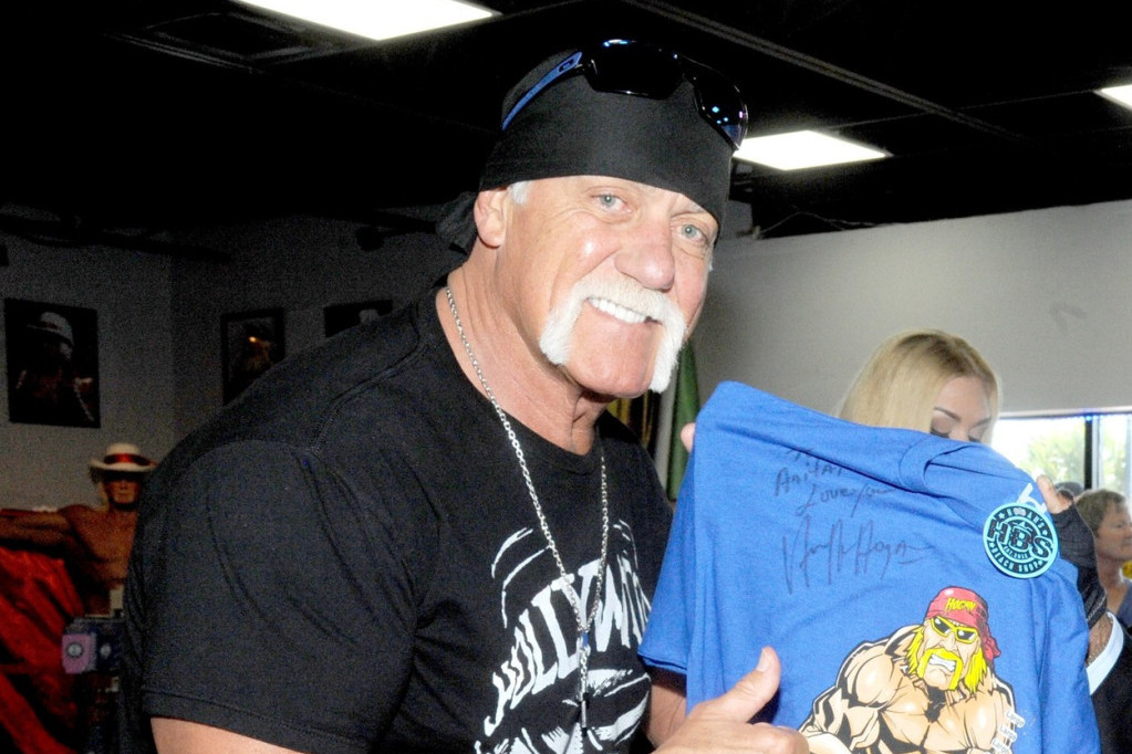 Treća sreća? Čuvenog Hulka Hogana obožavaju Srbi, a on je sad rešio da se opet ženi: Evo kako je zaprosio 24 godina mlađu devojku