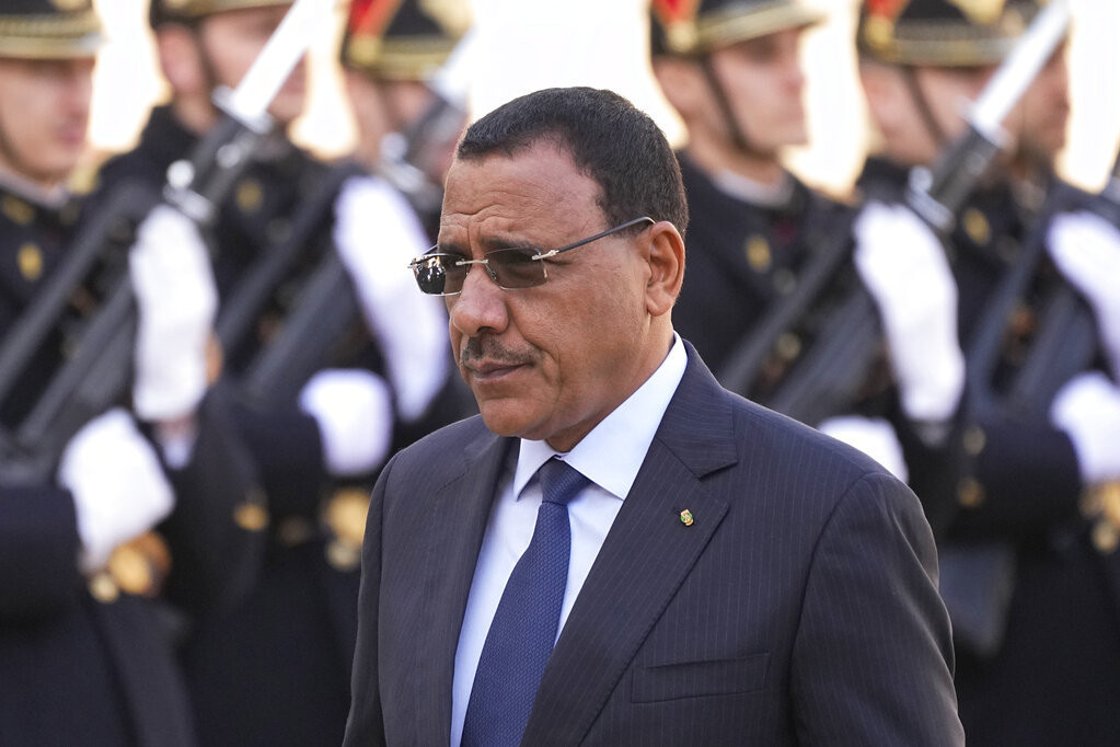 Pokušaj državnog udara u Nigeru: Garda htela da zbaci predsednika Bazuma