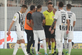 Partizan se oglasio! Crno-beli pobrojali greške sudije, klub staje u zaštitu igrača!