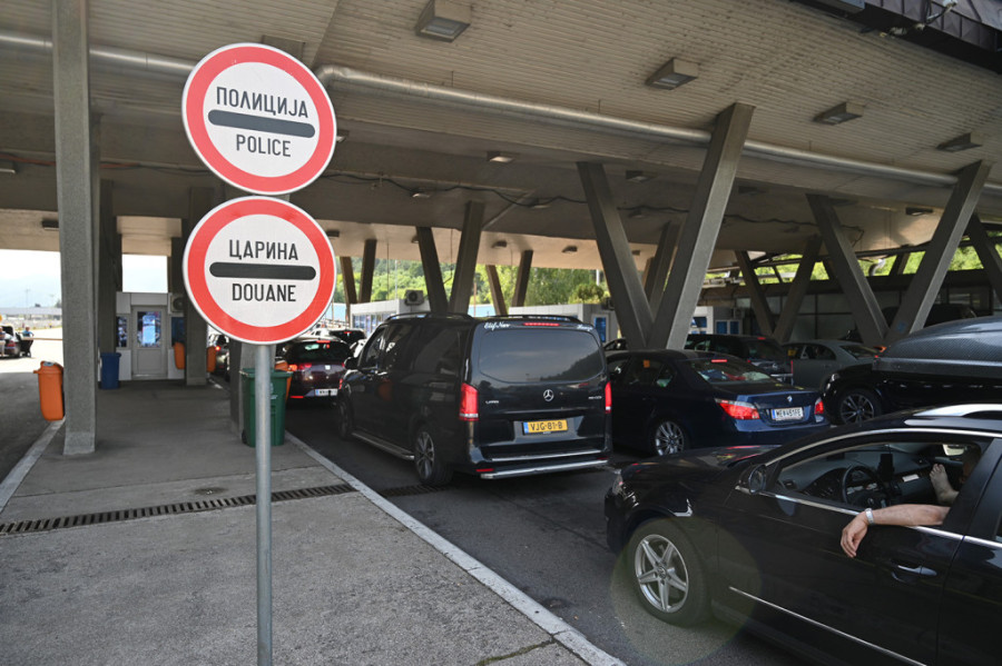 Kakvo je stanje na graničnim prelazima: Na jednom se čeka tri sata!