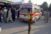 Tragedija u Pakistanu: Izbio požar u tržnom centru, poginulo najmanje devet osoba - nekoliko ljudi ostalo zarobljeno u objektu!