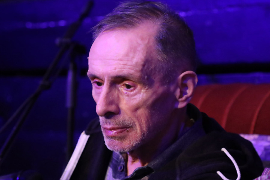 Sećanje na Davida Albaharija: Emotivne priče koje su otkrile nepoznate detalje o životu neobičnog pisca (FOTO)