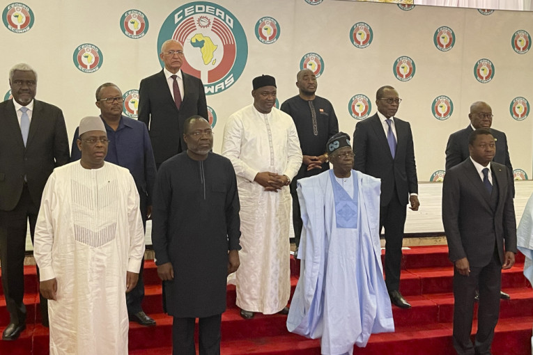 Predsednik Čada pristao da razgovara sa vojnim vođama u Nigeru