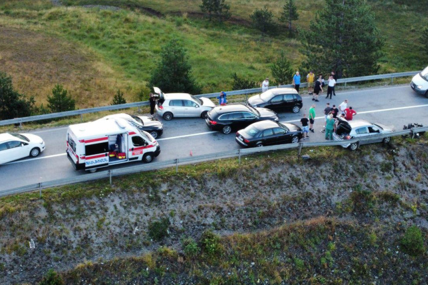 Crni bilans sa Zlatibora: Povređene četiri osobe (FOTO)