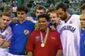 Na današnji dan Jugoslavija izgubila finale od "tima snova 2"! Miler hteo da se bije, a legendarnom Muhamedu Aliju vraćena medalja! (VIDEO)