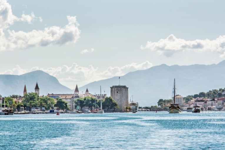 Sunčan dan pred nama: Temperature do 20 stepeni