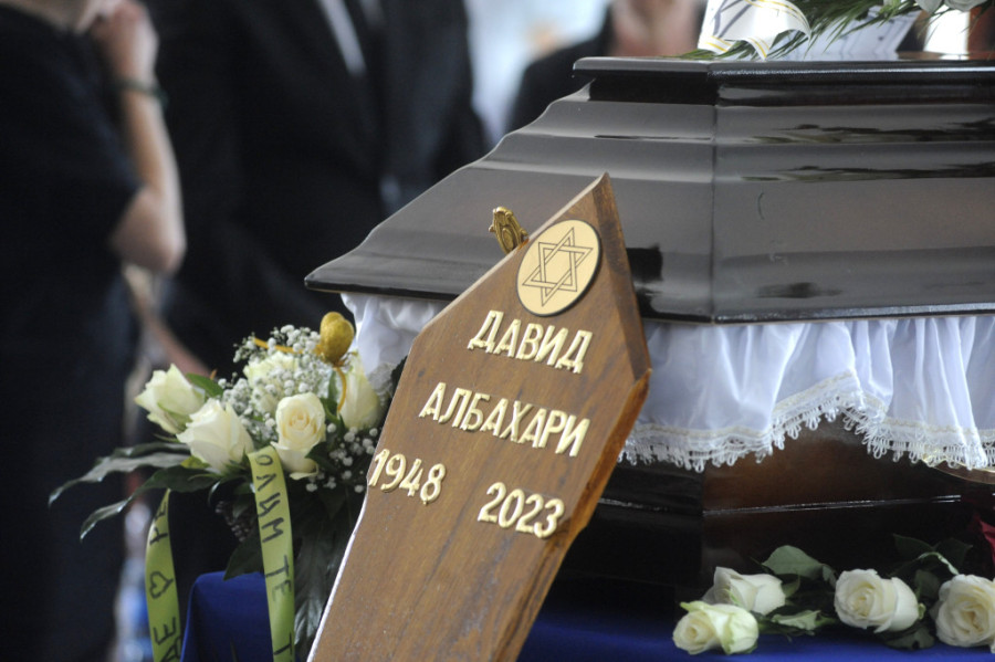 Sećanje na Davida Albaharija: Emotivne priče koje su otkrile nepoznate detalje o životu neobičnog pisca (FOTO)