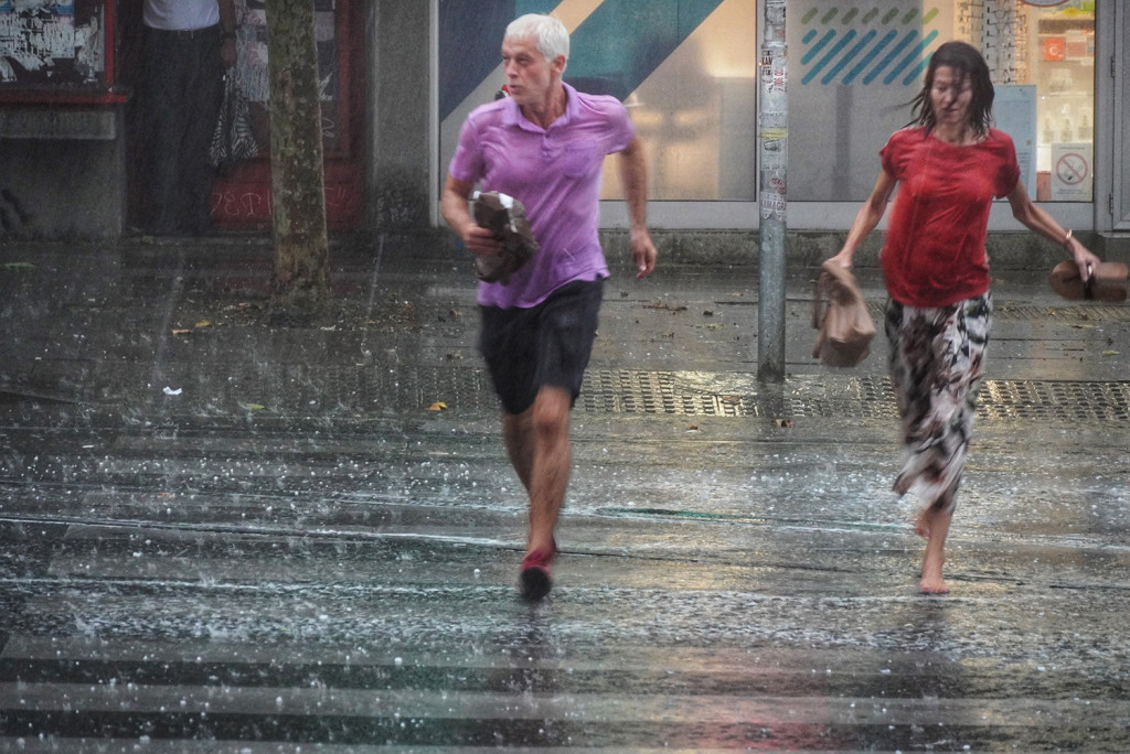 Nevreme je juče "potopilo" Beograd: Palo 60 litara kiše po m2 - gradske službe imale više od 38 intervencija